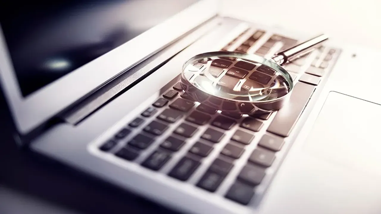 Nature: ИИ-сгенерированные научные рецензии успешно обманывают детекторы