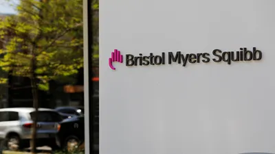 Bristol Myers и Takeda объединяют данные для разработки лекарств с помощью ИИ